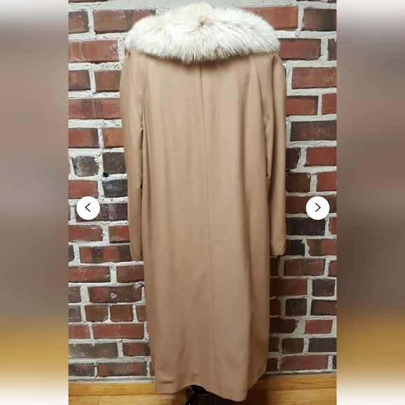 Lorandale Pure Wool 3 Button Coat w/Genuine Fox Fur Collar, Beige/Tan - Picture 5 of 12